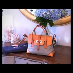 Dooney & Bourke Bag